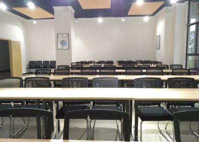 廣安電商服務(wù)中心開放免費(fèi)入駐，12類崗位虛位以待，共創(chuàng)數(shù)字經(jīng)濟(jì)新篇章